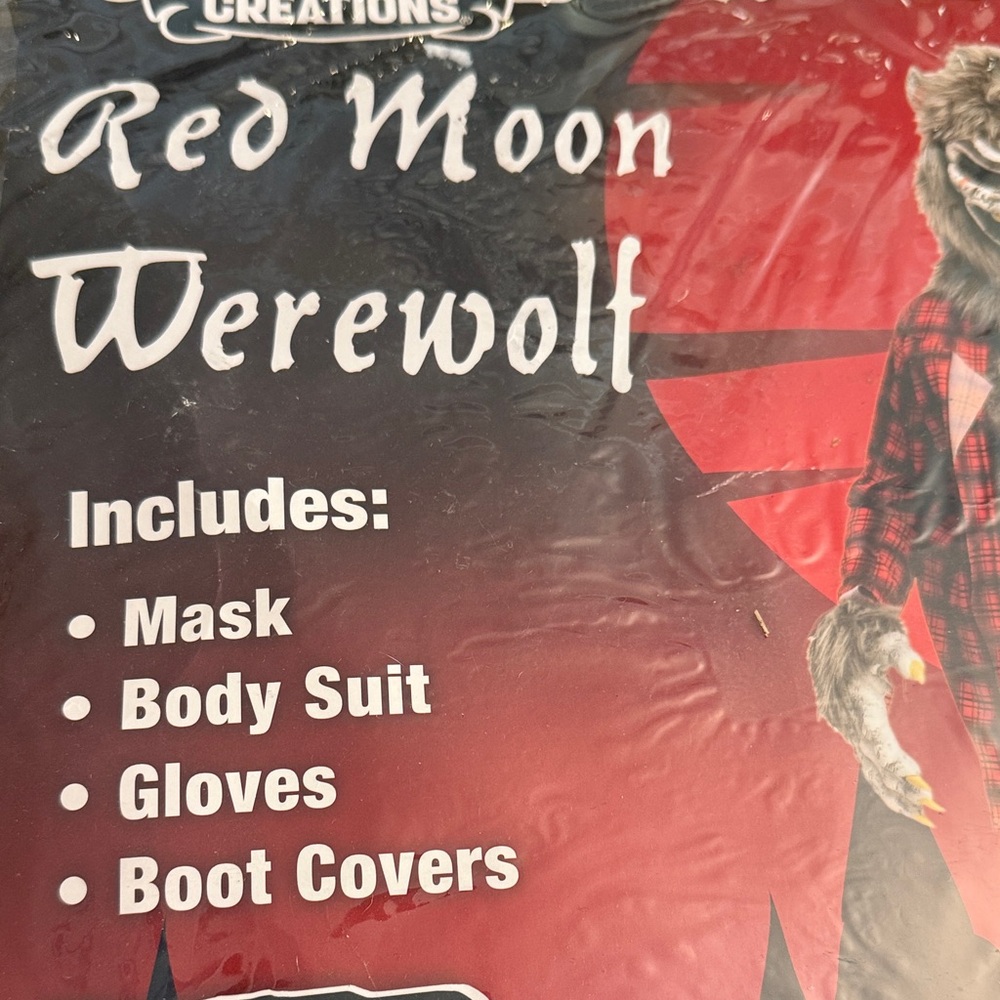 Spooktacular Creations Red Moon Werewolf Costume for Boys - Red (S) - Picture 3 of 6